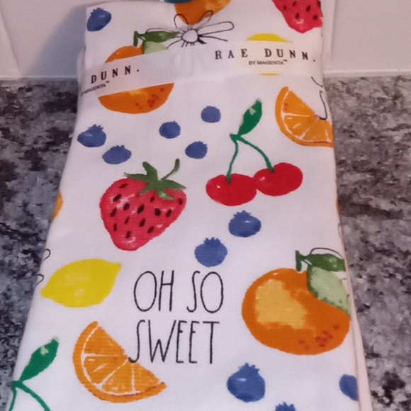 Rae Dunn Kitchen Towel Set of 3 🍋🍊🍑🍒🍓🫐 - Picture 4 of 5